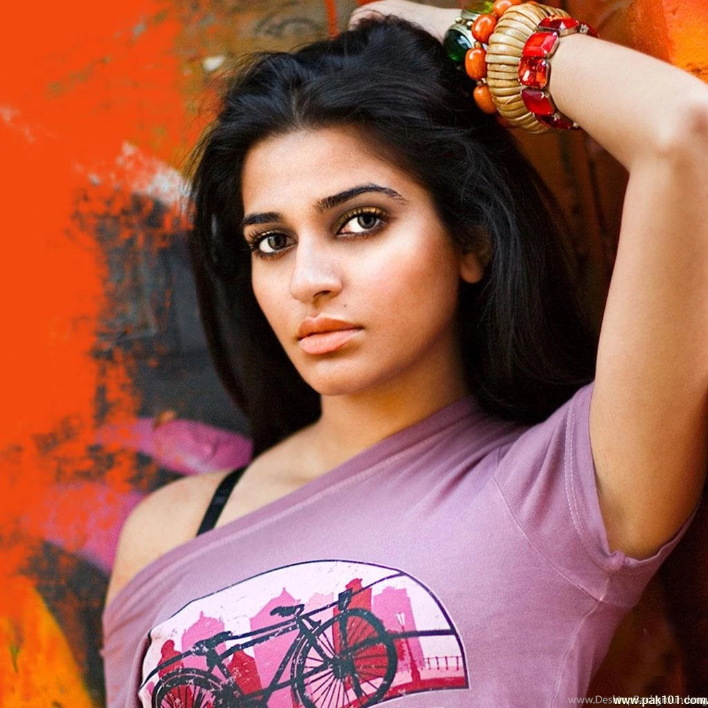 Wallpapers > Female Models > Nadia Ali > Nadia Ali High Quality ...