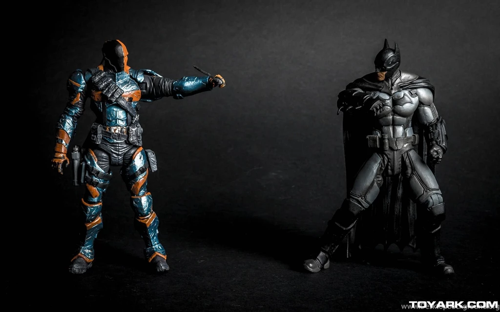 DC Collectibles Arkham Origins Highlights Photo Shoot The Toyark ...