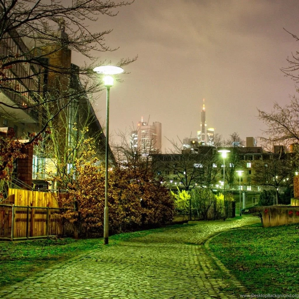Street Lights Lawn House Building iPad Wallpapers Download