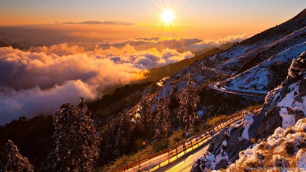 Mountain Snow Sunrise Wallpapers HD Picture