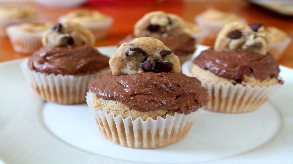 Cookie Topped Cupcake Wallpapers
