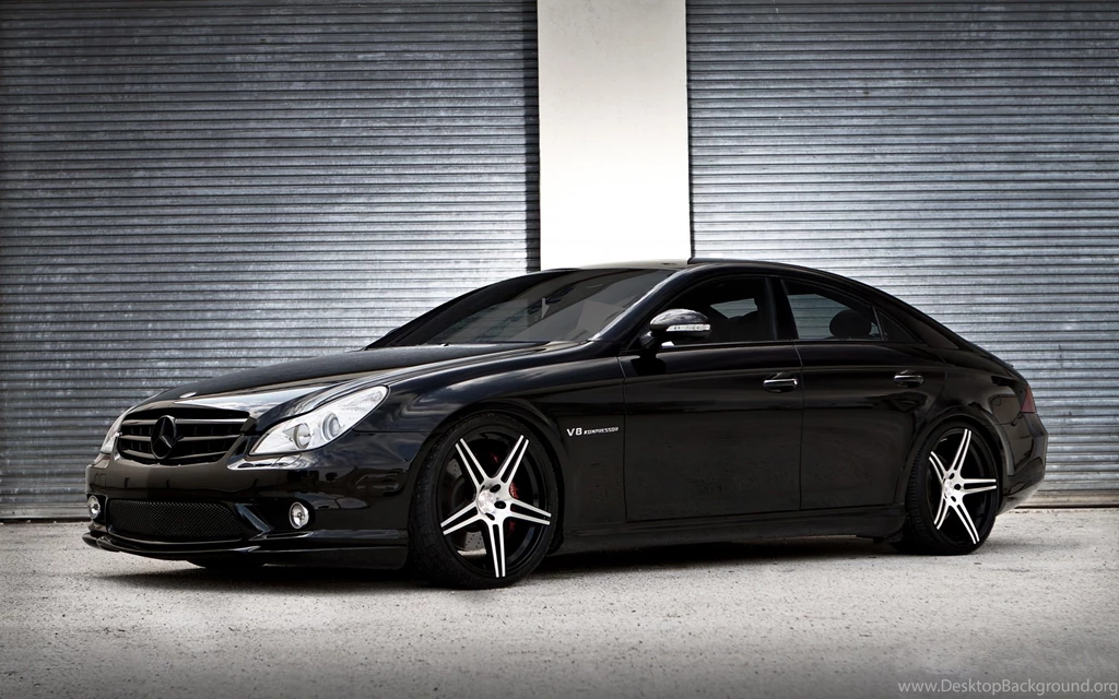 Mercedes Benz CLS55 AMG Wallpapers