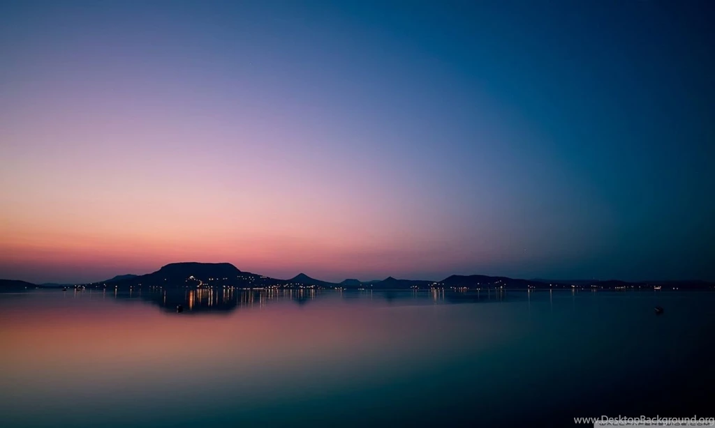 Peaceful Lake HD Desktop Wallpapers : Fullscreen : Dual Monitor