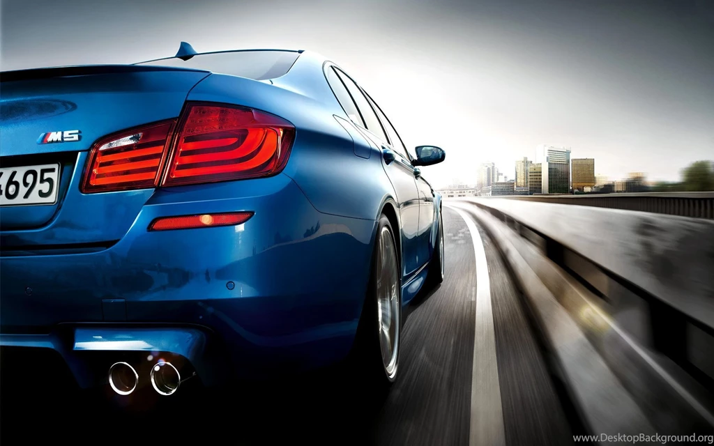 BMW On Road City Wallpapers Pics