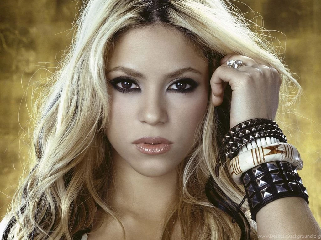 Shakira!!!   Shakira Wallpapers (24906589)   Fanpop