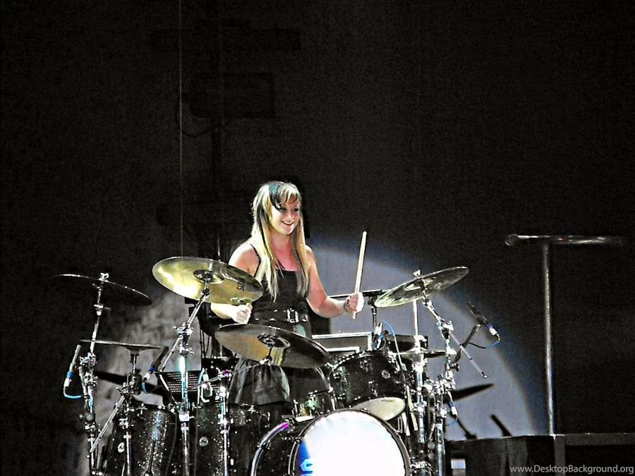 DeviantArt: More Like Jen Ledger By Short Ninja