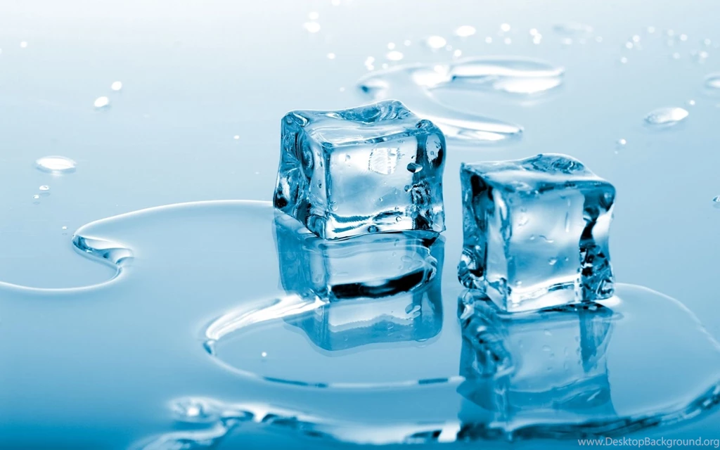 Ice Cubes In Water Wallpaper.jpg