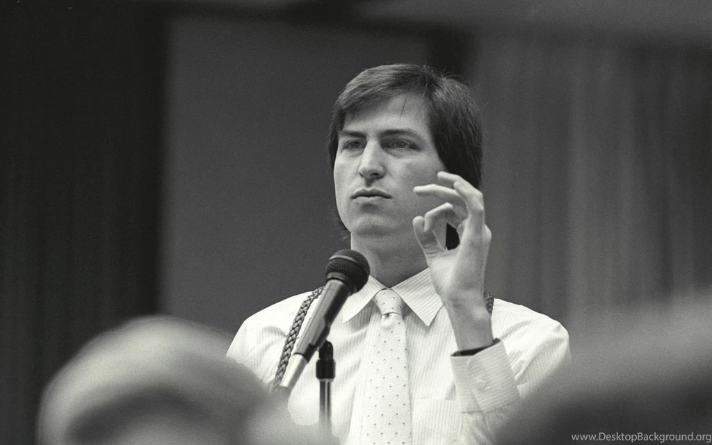 Young Steve Jobs, Apple (PC Forum, 1985) Black And White HD Wallpapers
