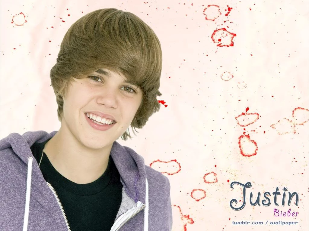 Justin Bieber Smile Wallpapers 2011:Justin Bieber Wallpapers
