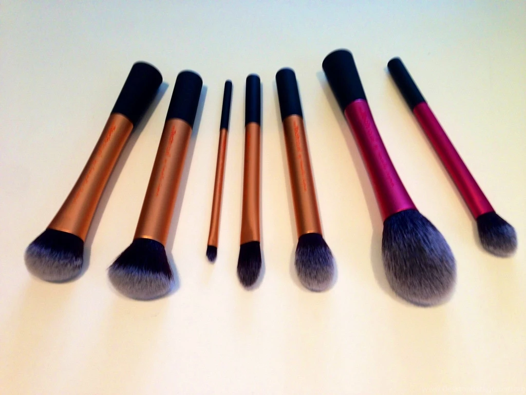 Real Techniques Makeup Brushes