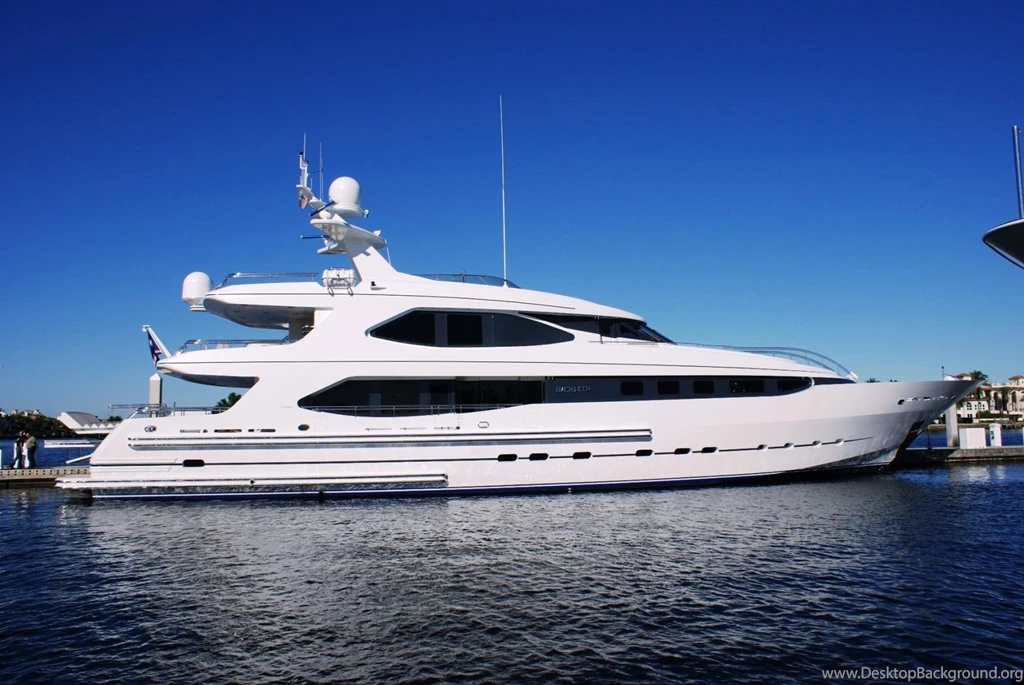 FISHING BOAT WALLPAPER   (