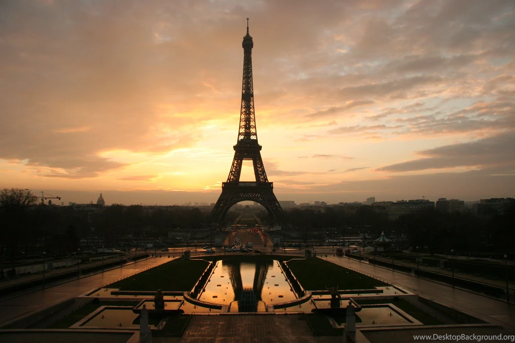 Eiffel Tower Wallpapers At Night