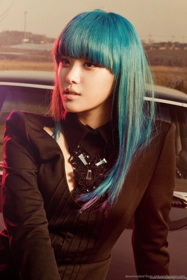 Download Korean Girl Blue Hair Wallpapers For iPhone 4