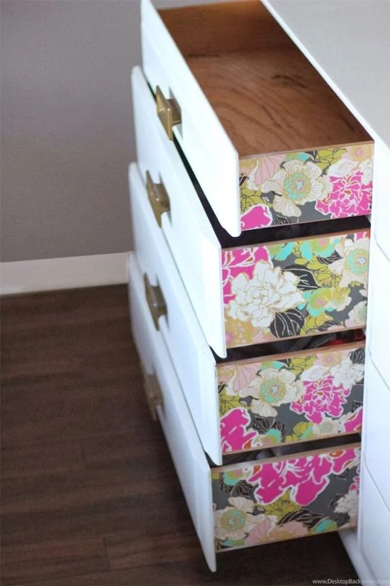 10 Creative Ways To Use Wallpapers