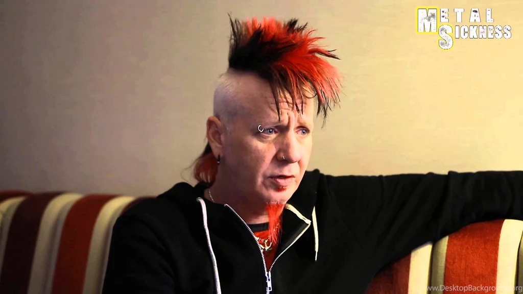 Hellyeah Interview (Chad Gray) @ Paris (04/03/2014) YouTube