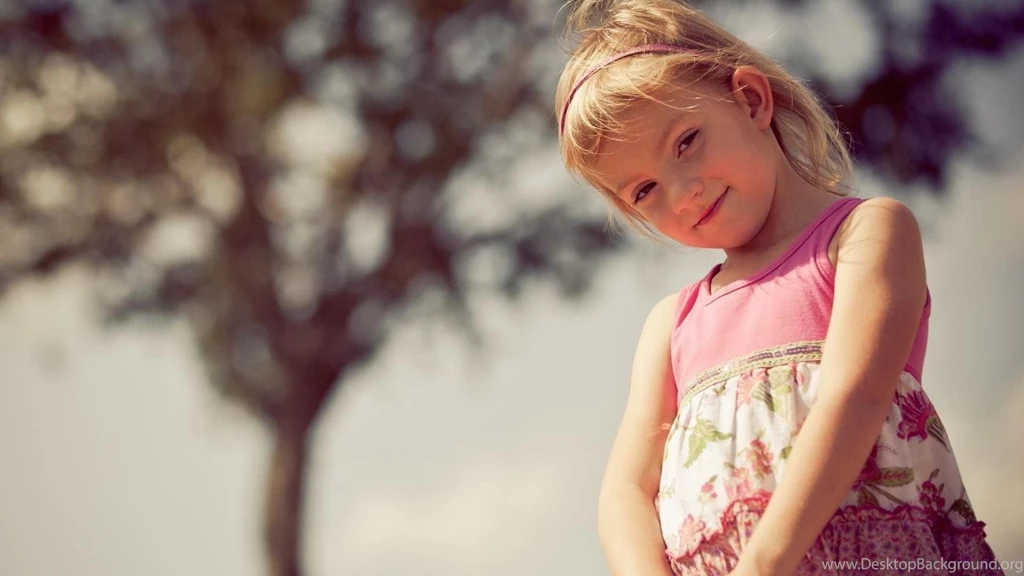 Cute Baby Girl Wallpapers Wallpaperss HD
