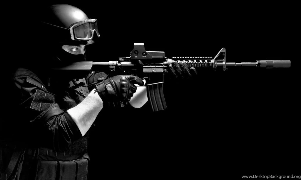 S.W.A.T. Wallpapers « Googo!