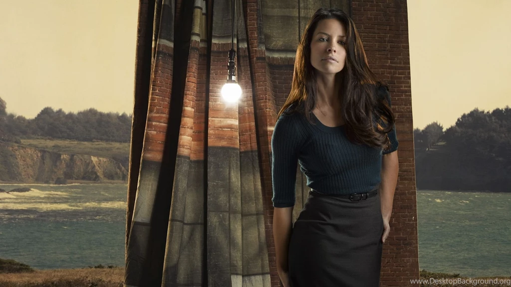 Evangeline Lilly Canadian Actress Background Wallpaper.jpg