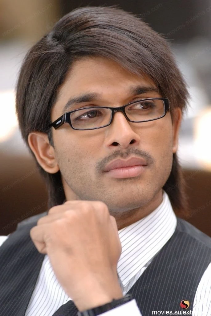 Allu Arjun Telugu Wallpaper, Allu Arjun Desktop Picture, Allu ...