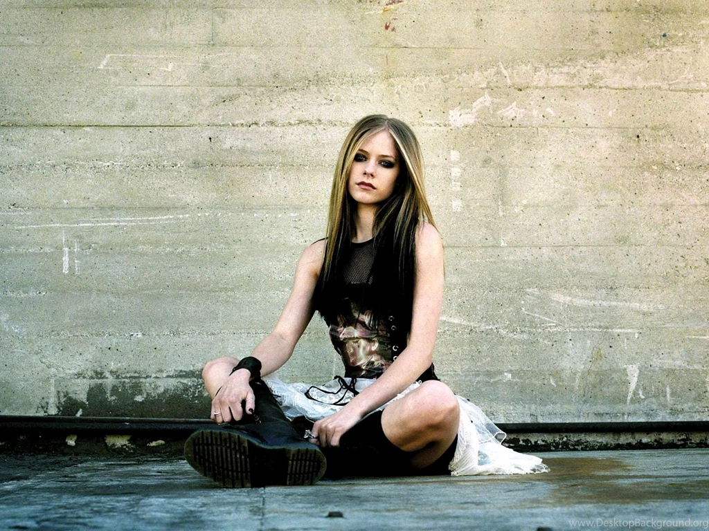 Avril Lavigne HD Wallpapers And Backgrounds