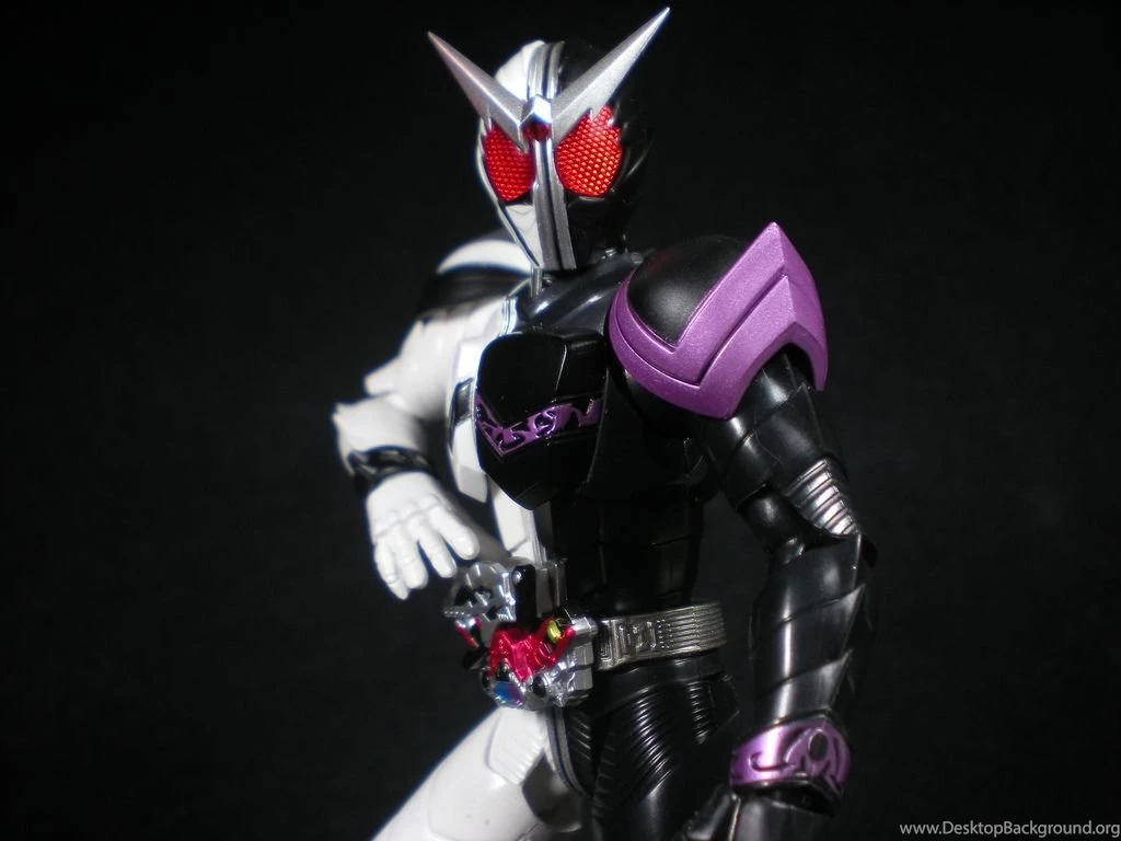 Bandai S.H.Figuarts: Kamen Rider Double Fang Joker