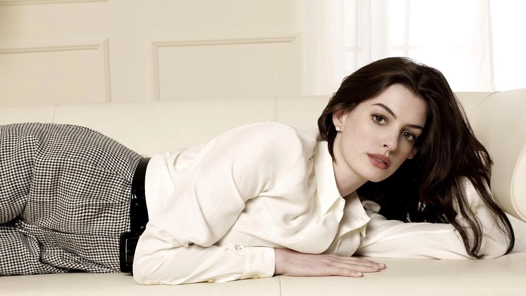 Best Girls Anne Hathaway Hot Girl HD Wallpaper.jpg