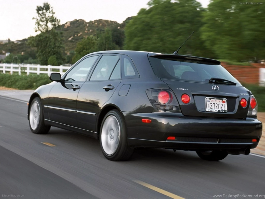 Lexus IS300 Exotic Car Wallpapers