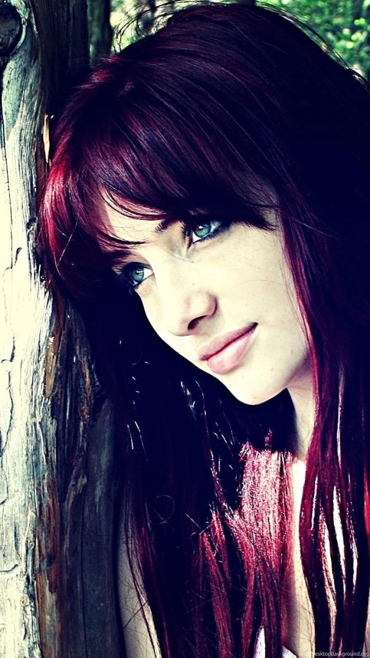 Download Wallpapers 720x1280 Susan Coffey, Red haired, Long haired ...