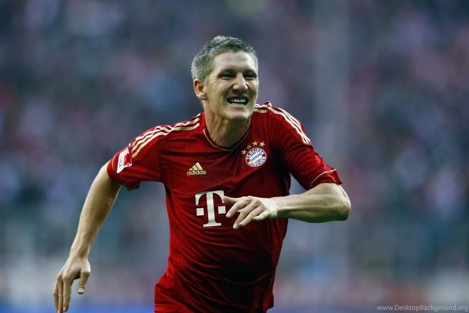 Sports Club: Bastian Schweinsteiger Hd Wallpapers 2012