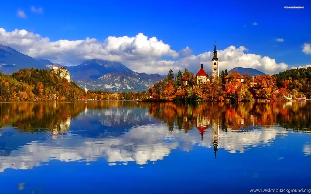 Amazing Autumn Scenery Wallpapers