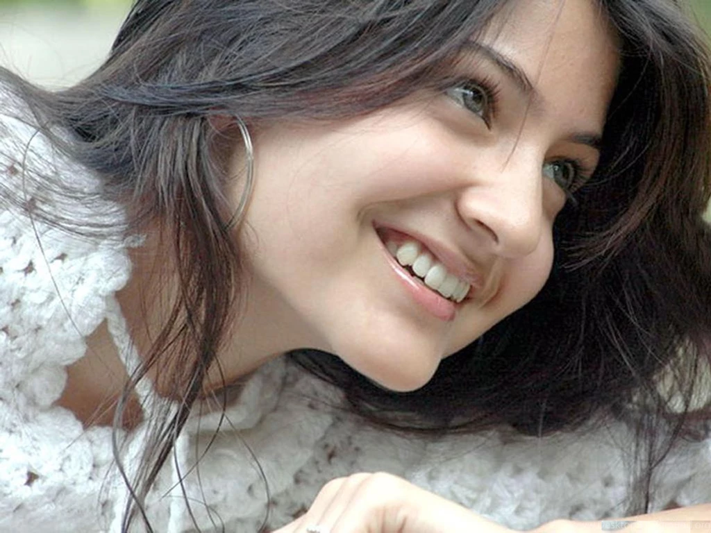 Anushka Sharma HD Wallpapers