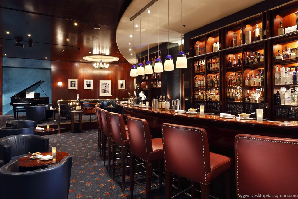 Fancy Lounge Bar With Piano Wallpapers