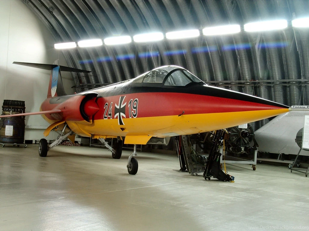 F 104G Starfighter Walk Around Page 1