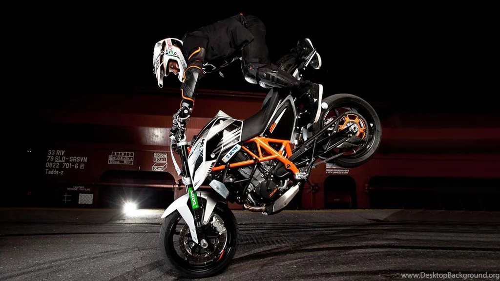 Bike Stunt HD Wallpaper, Bike Stunt Backgrounds, New Wallpapers
