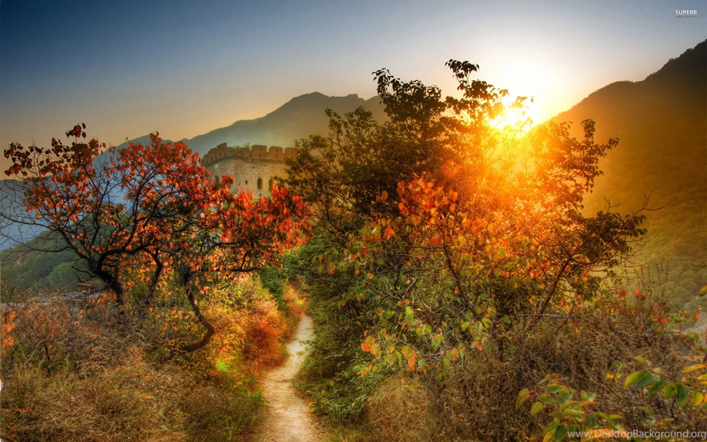 Overgrown Path To The Great Wall Of China Wallpapers World ...