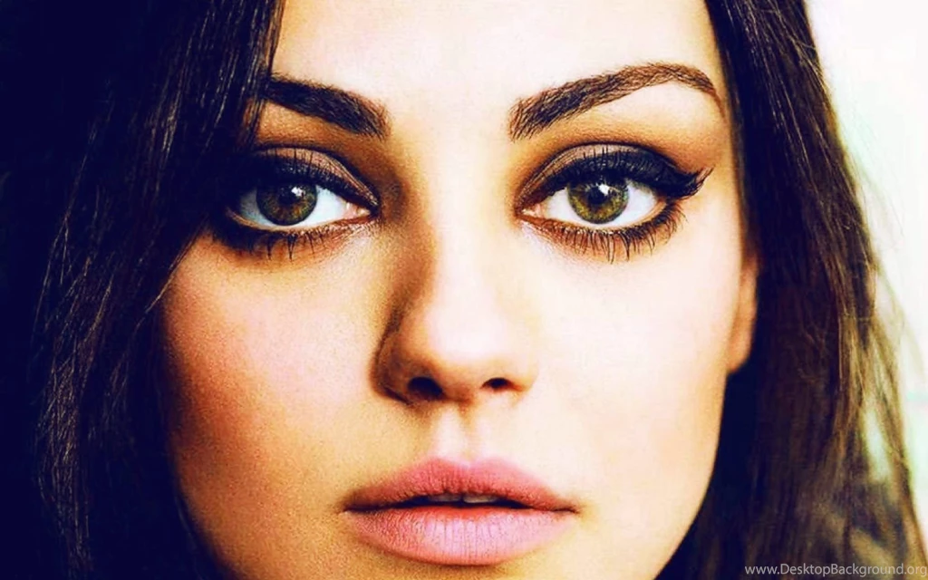 Mila Kunis Face Wallpapers HD.jpg