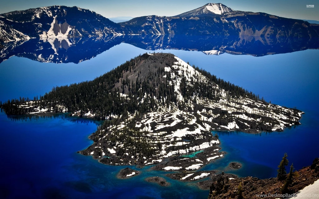Wizard Island In Crater Lake Wallpapers   Nature Wallpapers