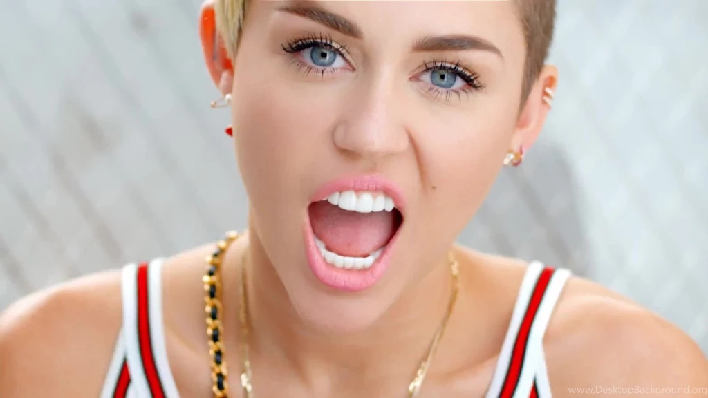 Miley Cyrus   HD Wallpapers