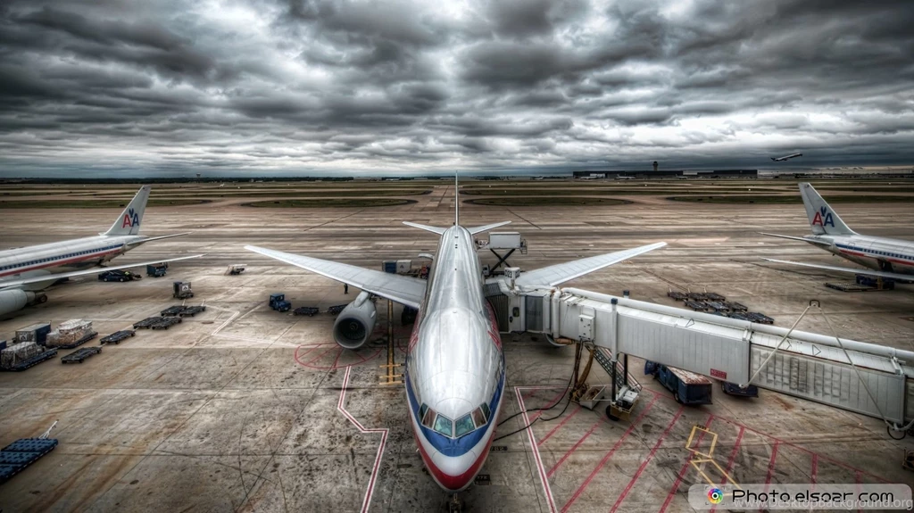 Amazing Plane Wallpaper HD.jpg