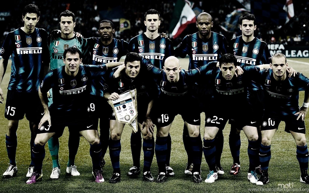 Inter Milan Football Club Players On Ground Images