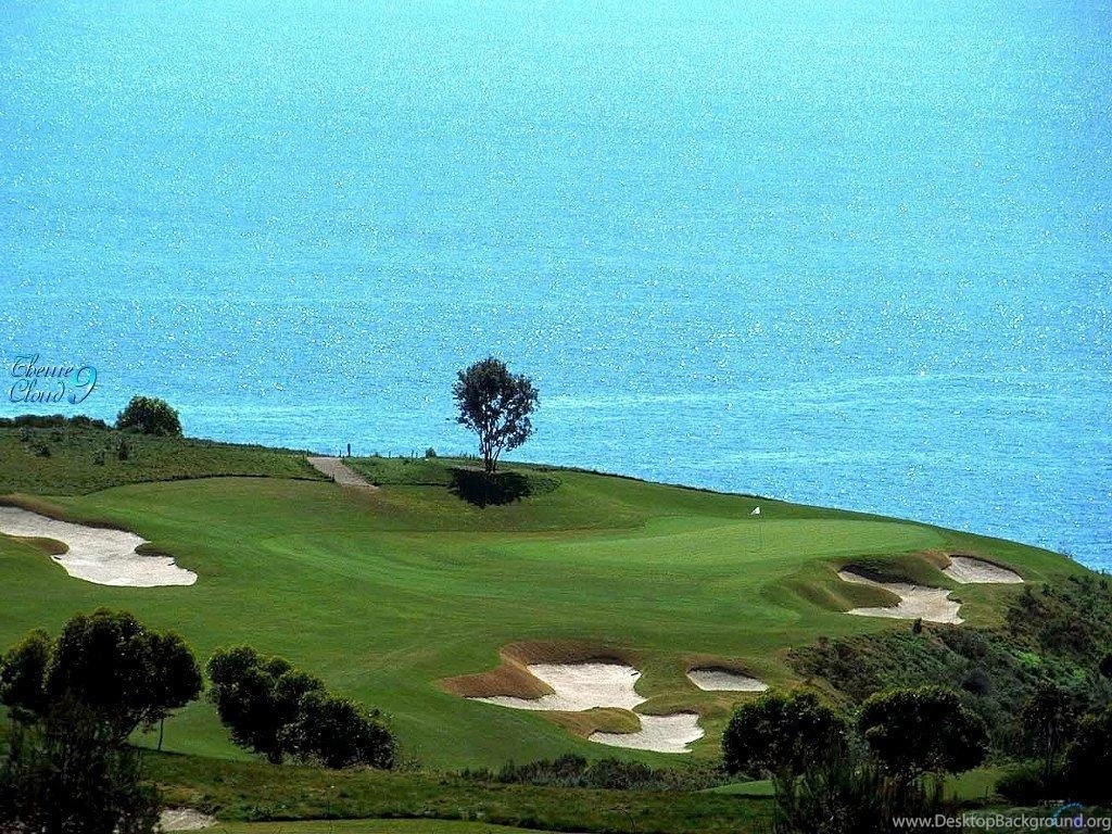 Download Wallpapers Golf Course At The Ocean Beach (1024 X 768 ...