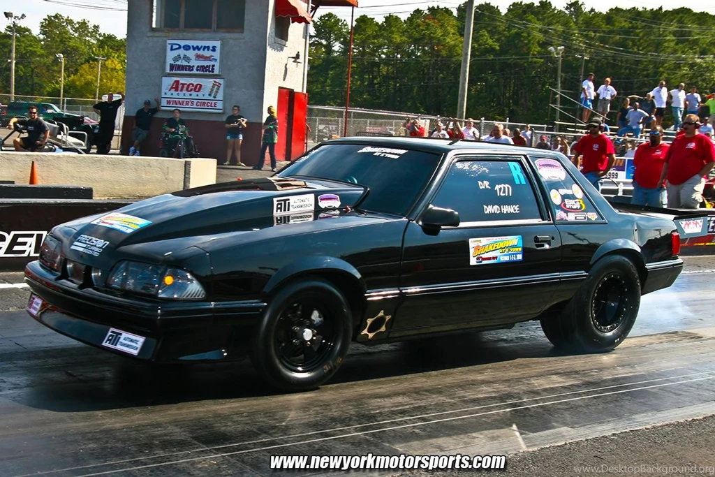 Drag_radial_mustang_background_wallpaper1440X960_2.jpg