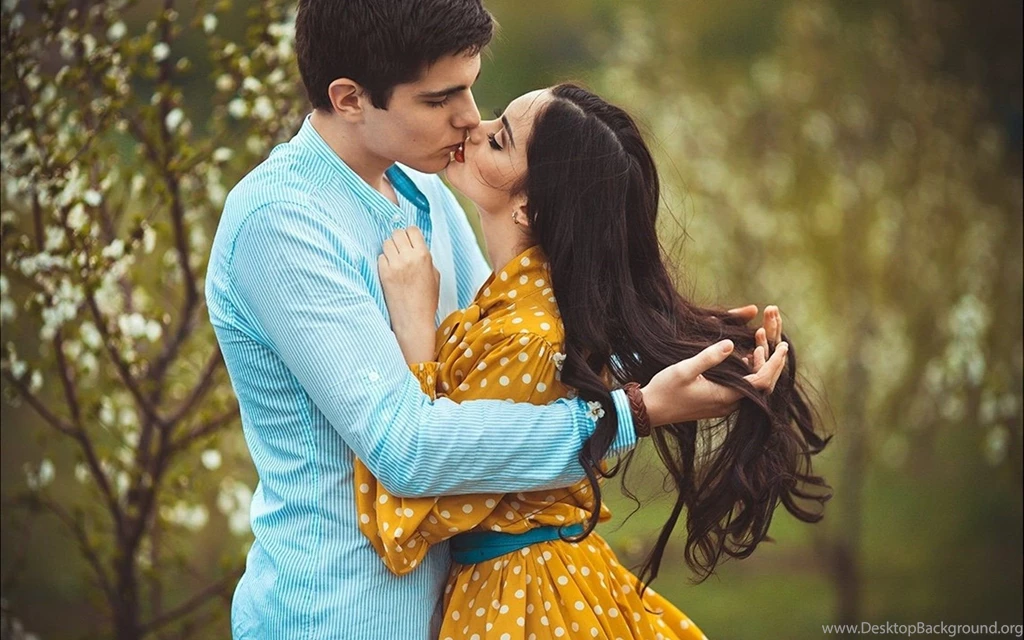 970x936px Kissing Boy And Girl