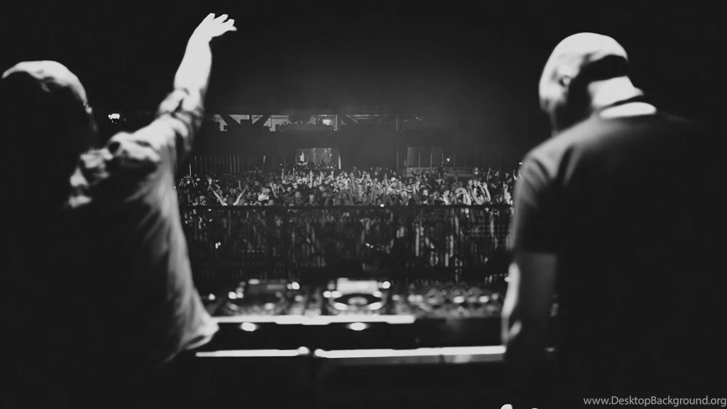 Черно белая толпа монохромный DJ Wallpapers