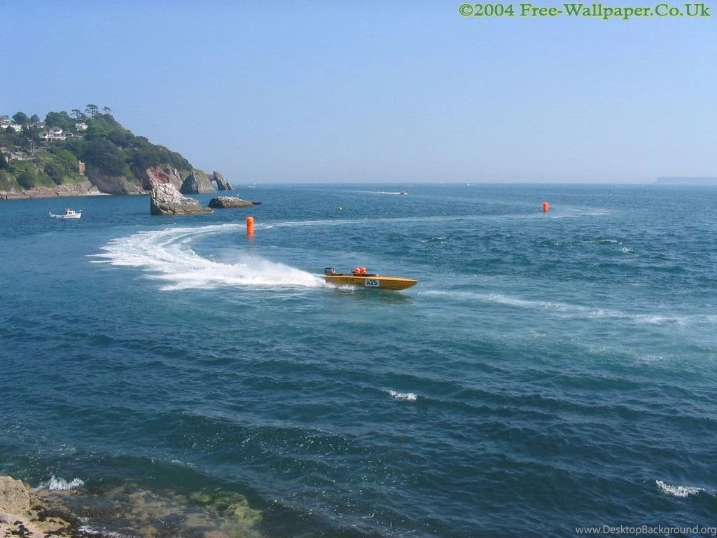 Powerboat Racing And Thundercat Racing 2005 In Torbay. Free ...