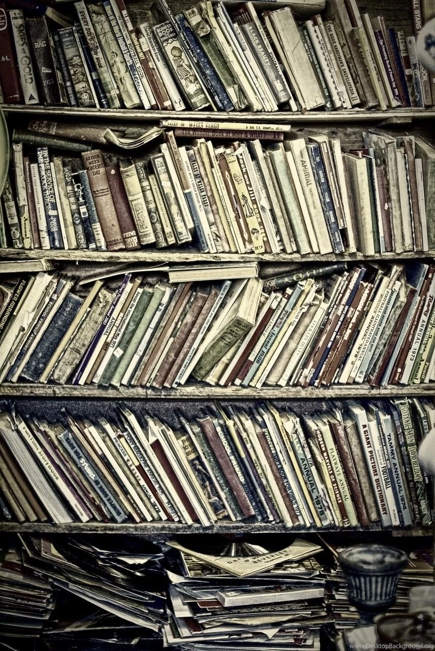 Lots And Lots Of Tatty Books OGQ Backgrounds HD