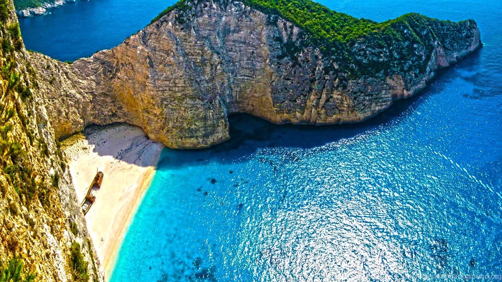 Beach Wallpaper High Resolution.jpg