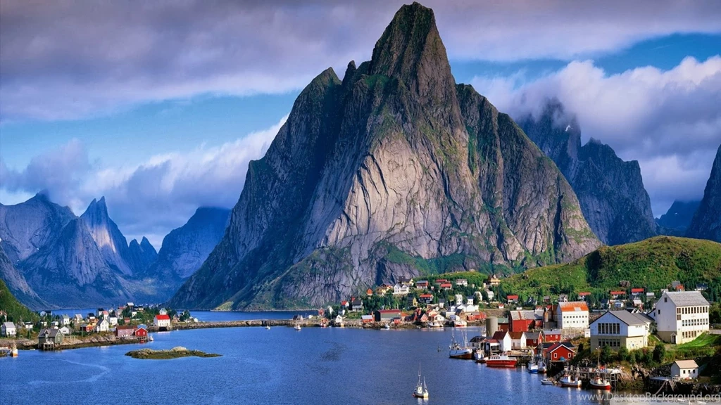 Norway scenery wallpaper.jpg