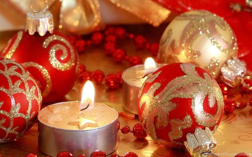 Red Balls Christmas Candles HD Wallpapers HD Wallpapers