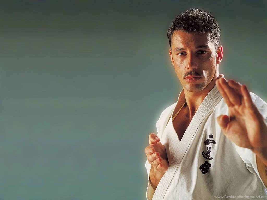 Wallpapers Hug Andy K Martial Arts 1024x768
